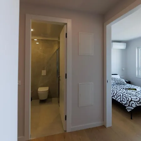Luxury Narona Sea&city View Apartment
