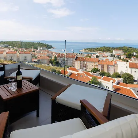 Luxury Narona Sea&city View Apartment *